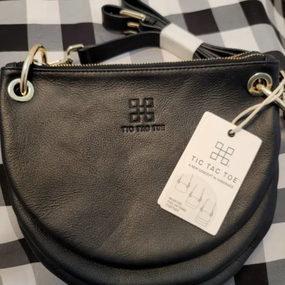 Crossbody Purse Black Leather Shoulder Bag Gold Hardware shoulder strap tote